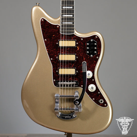 2023 Fender Gold Foil Jazzmaster - 9.19 LBS