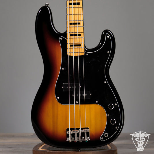 2026 Squier Classic Vibe 70s Precision Bass - 8.04 LBS