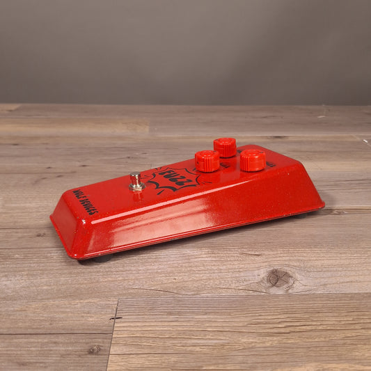 Wolf Devices - Fuzz - Red (USED)