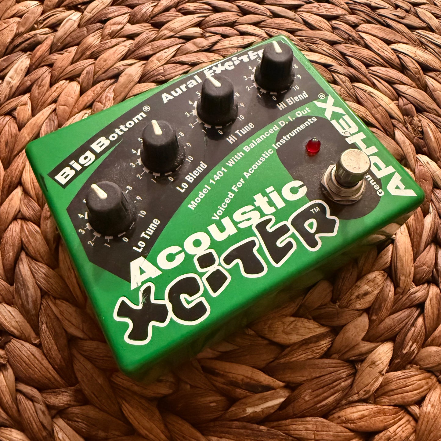 Aphex Acoustic Xciter (USED)