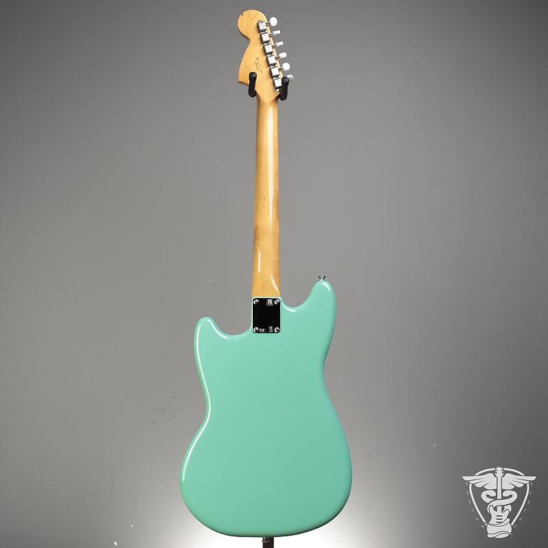 Fender Vintera '60s Mustang with Pau Ferro Fretboard 2022 - 7.31 LBS