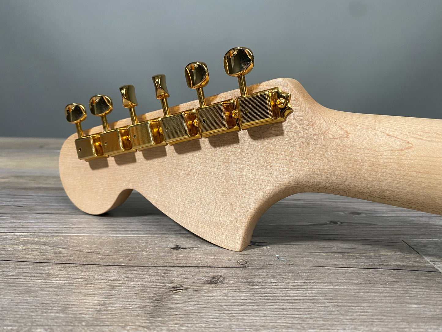 Musikraft Licensed by Fender Bound Neck - Maple w/ Rosewood and Gold Tuners