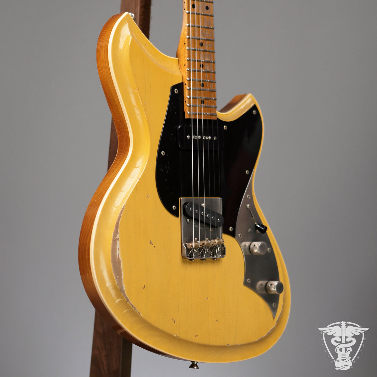 2026 Novo Serus T Butterscotch German Carve