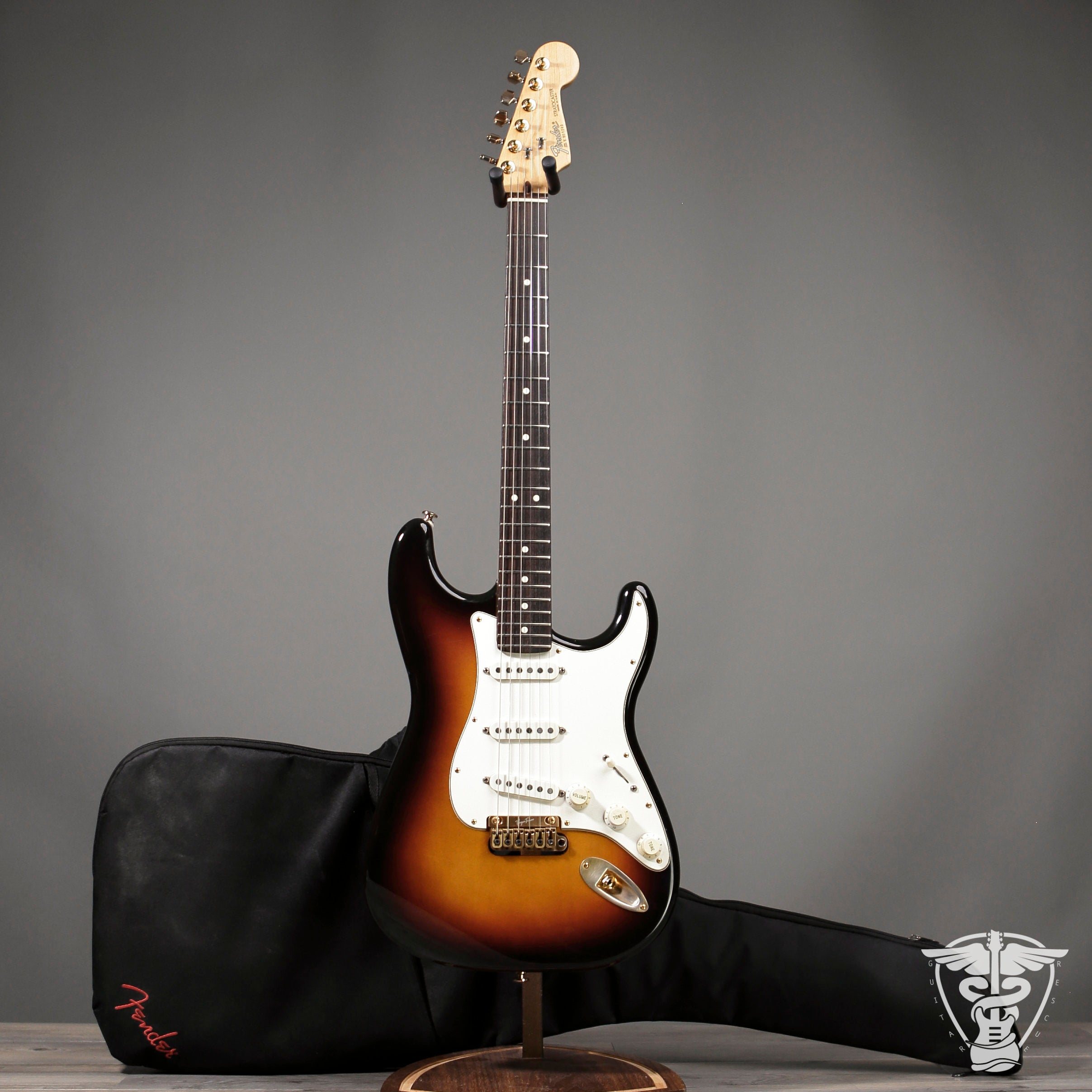 1989-1990 Fender American Stratocaster - 7.17 LBS – The Guitar Rescue