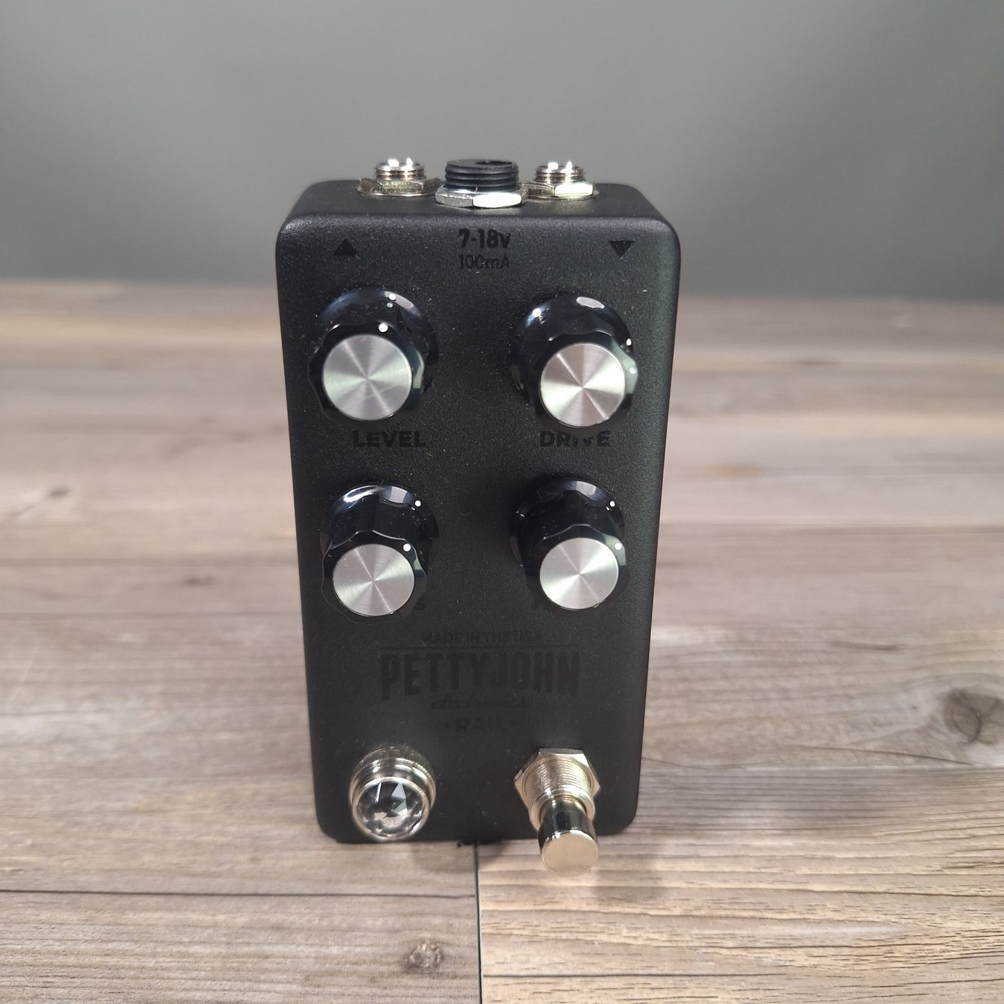 Pettyjohn Electronics Rail Fuzz Blackout (USED)