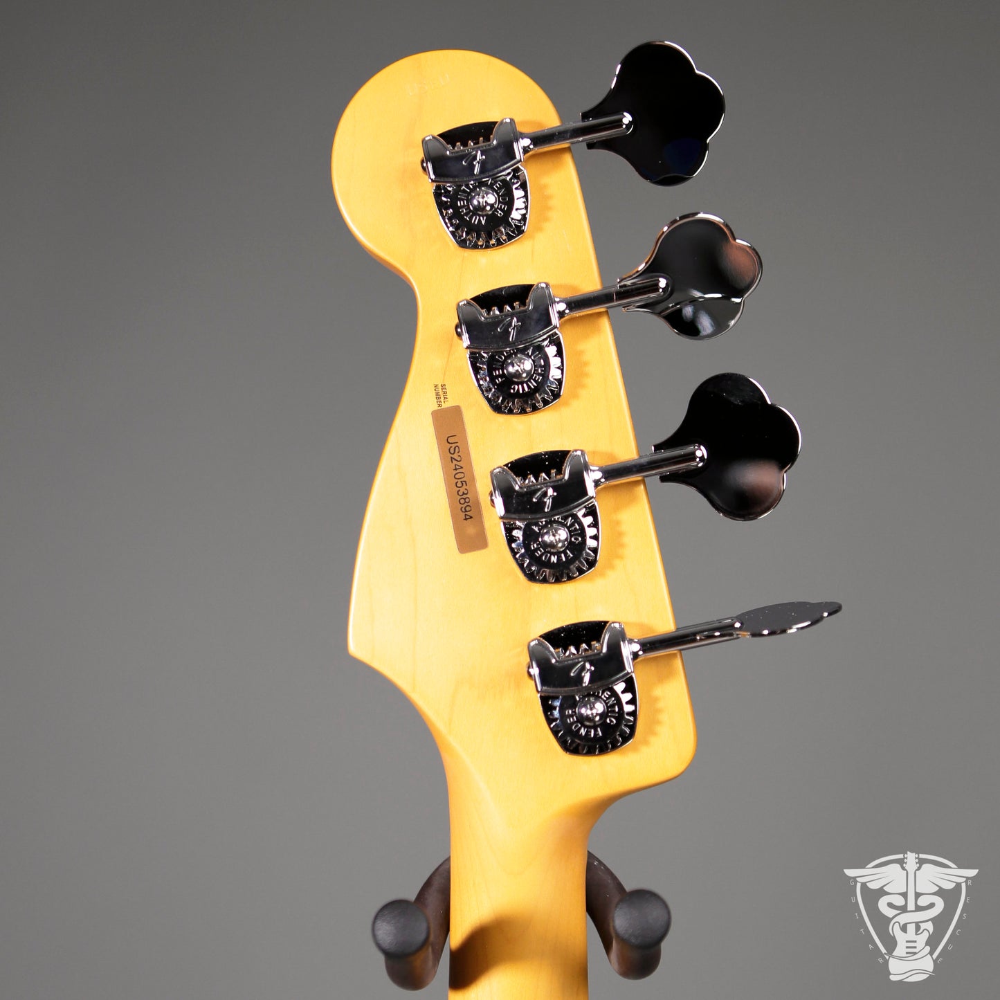 2025 Fender American Professional II Jazz Bass - 9.09 LBS