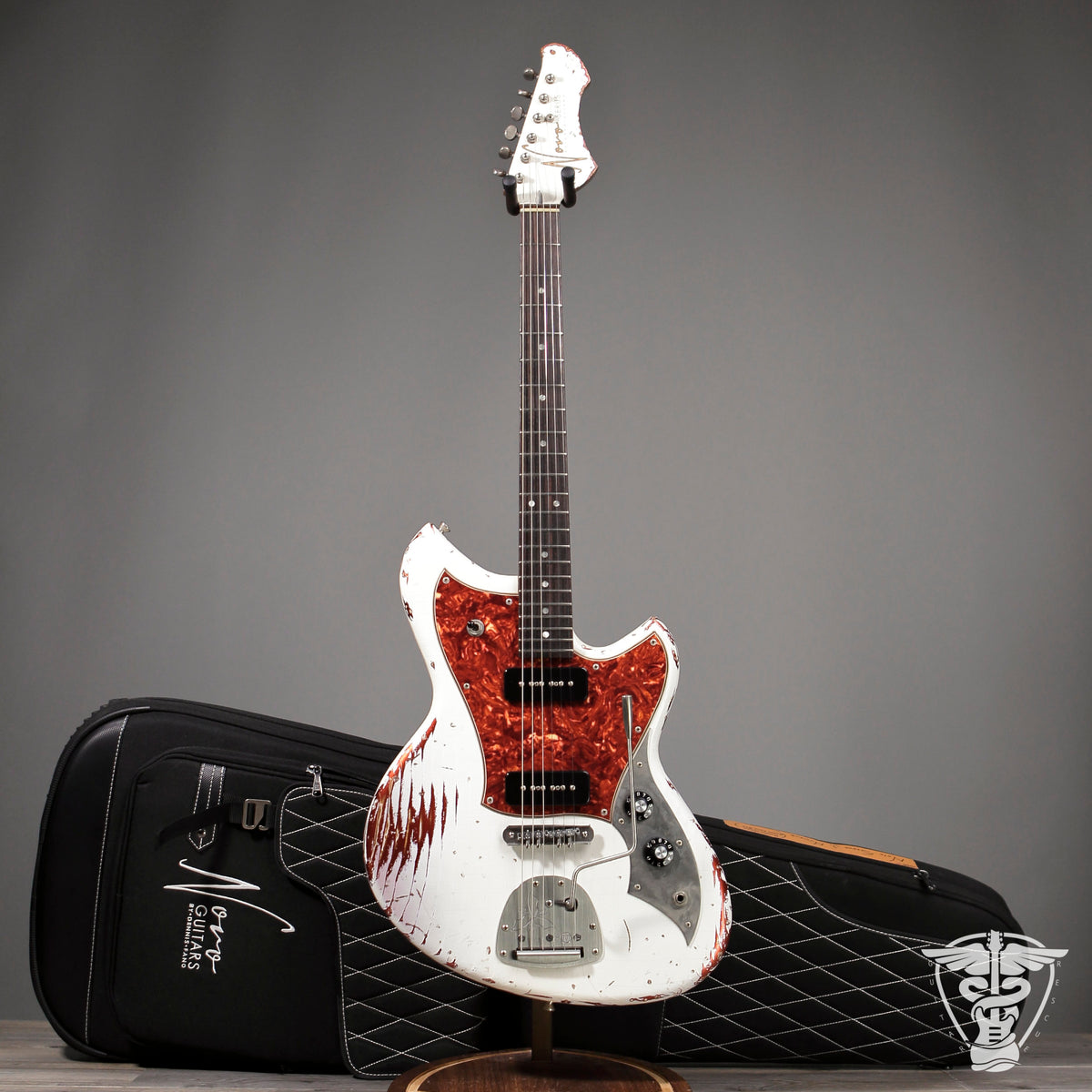 Novo Serus J, Nucleus, 2025 (Olympic White over Candy Apple Red)
