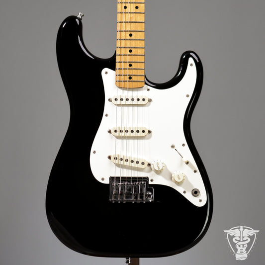 1983-1984 Fender Standard Stratocaster (2-Knob) - 7.68 LBS