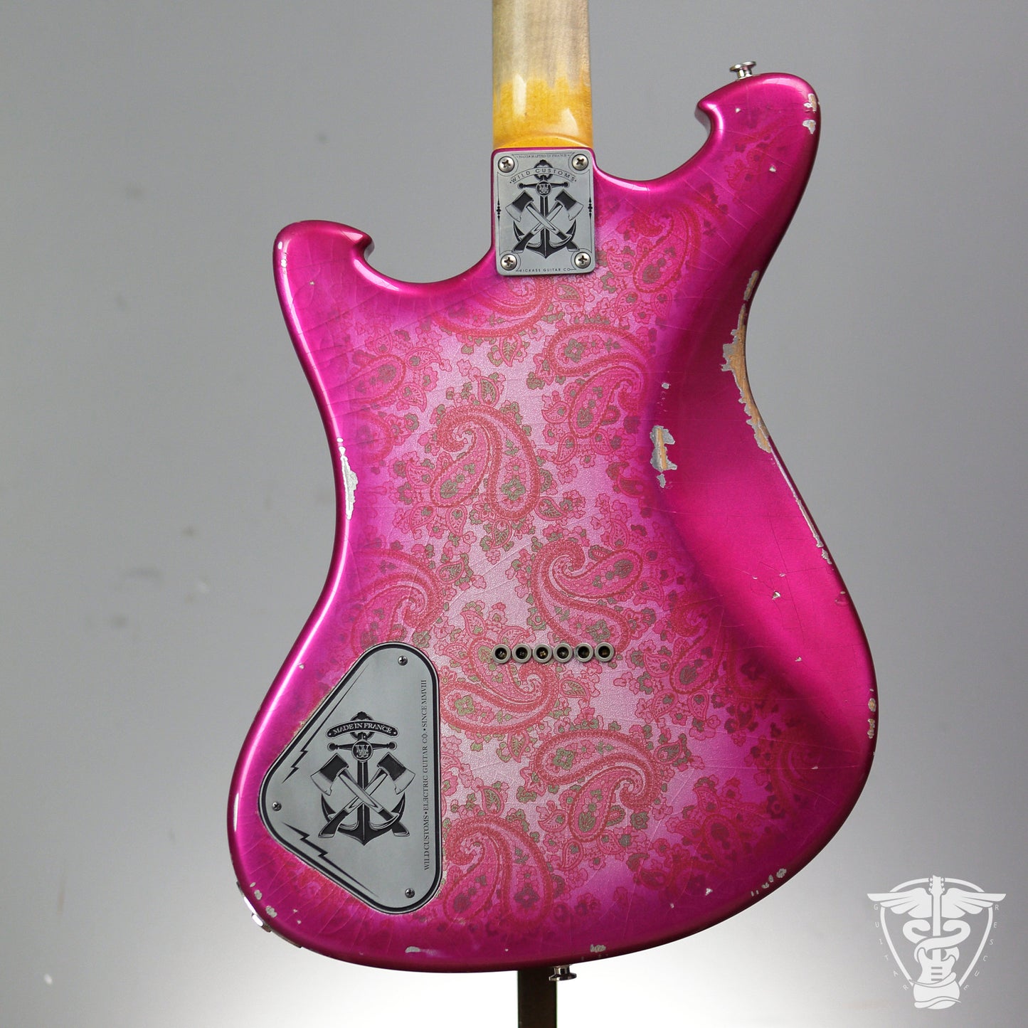 2022 Wild Customs Wildmaster Pink Paisley Relic