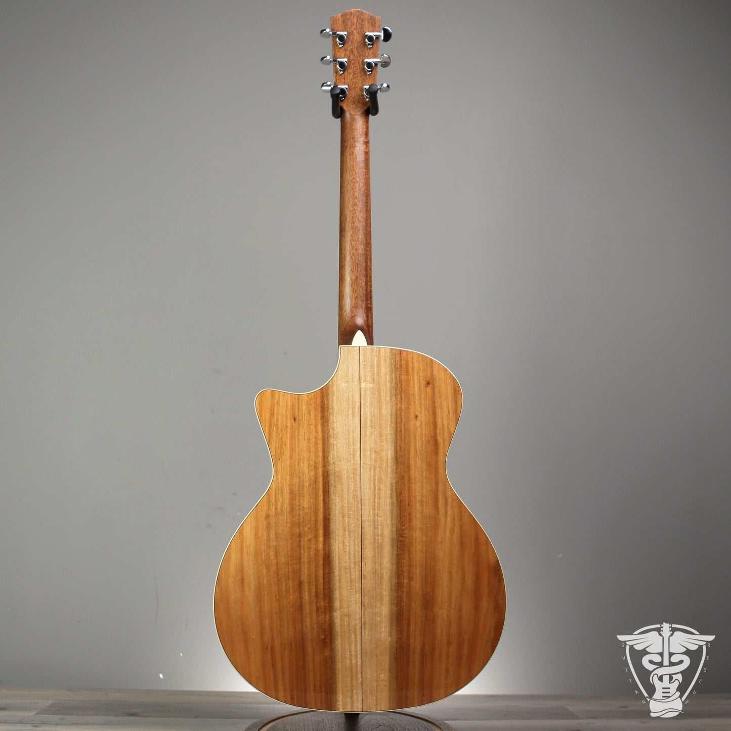 Eastman AC Solid Heritage AC422CE-LTD-KOA - 4.86 LBS