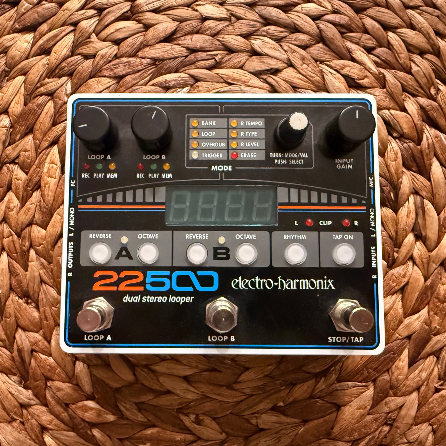 Electro-Harmonix 22500 Dual Stereo Looper (USED)