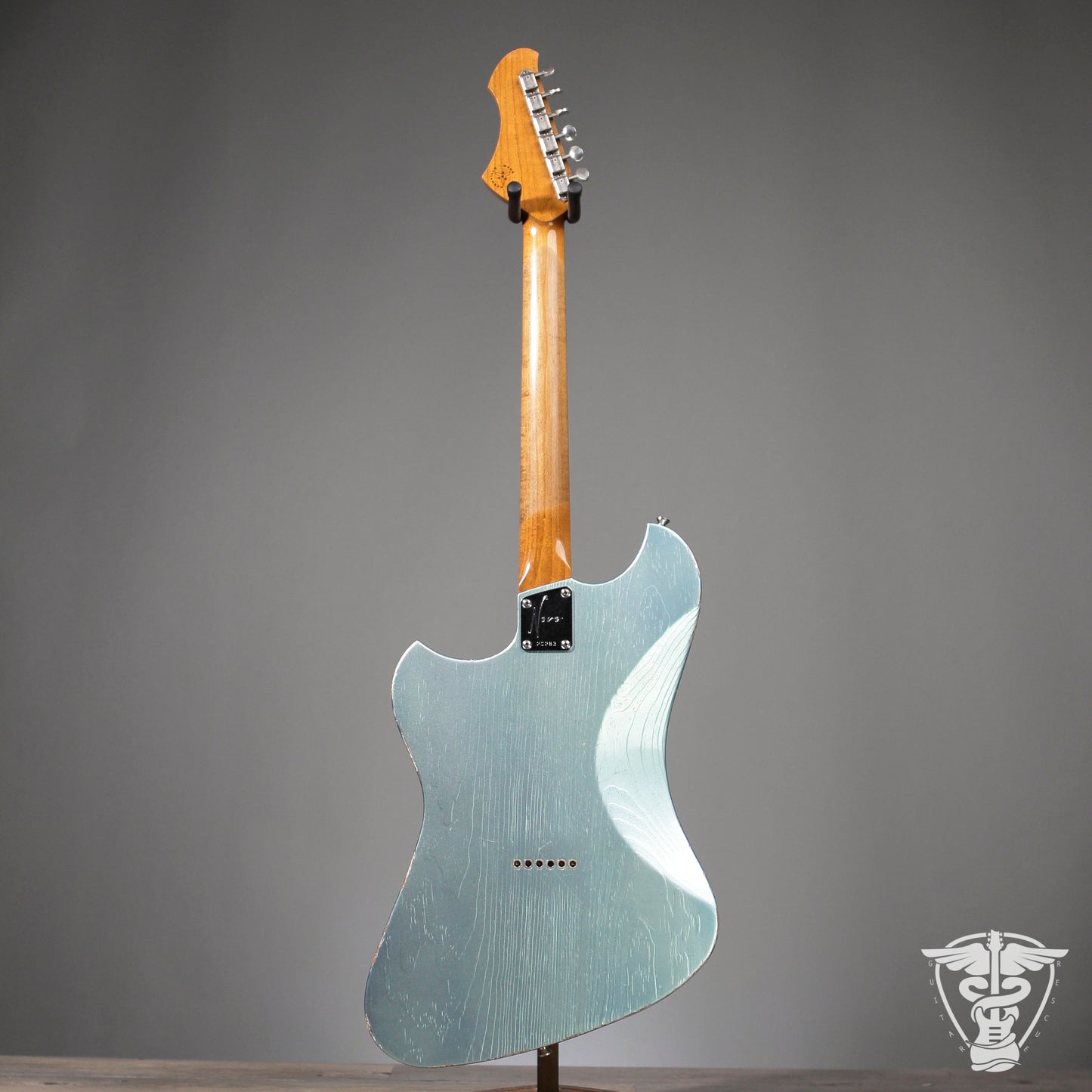 Novo Voltur Ice Metallic Blue - 6.98 LBS
