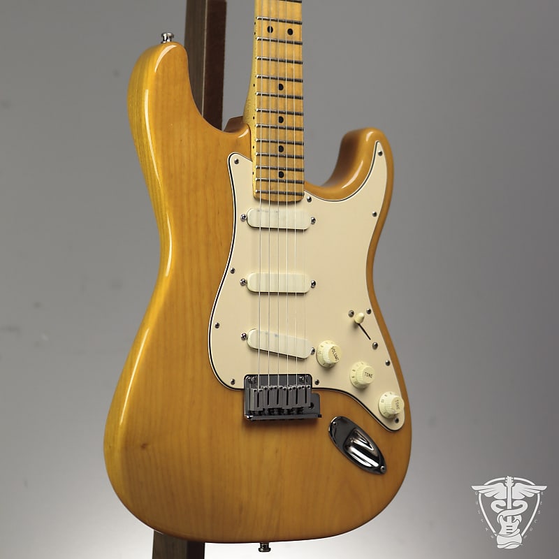 1989 Fender Strat Plus Deluxe - 9.89 LBS