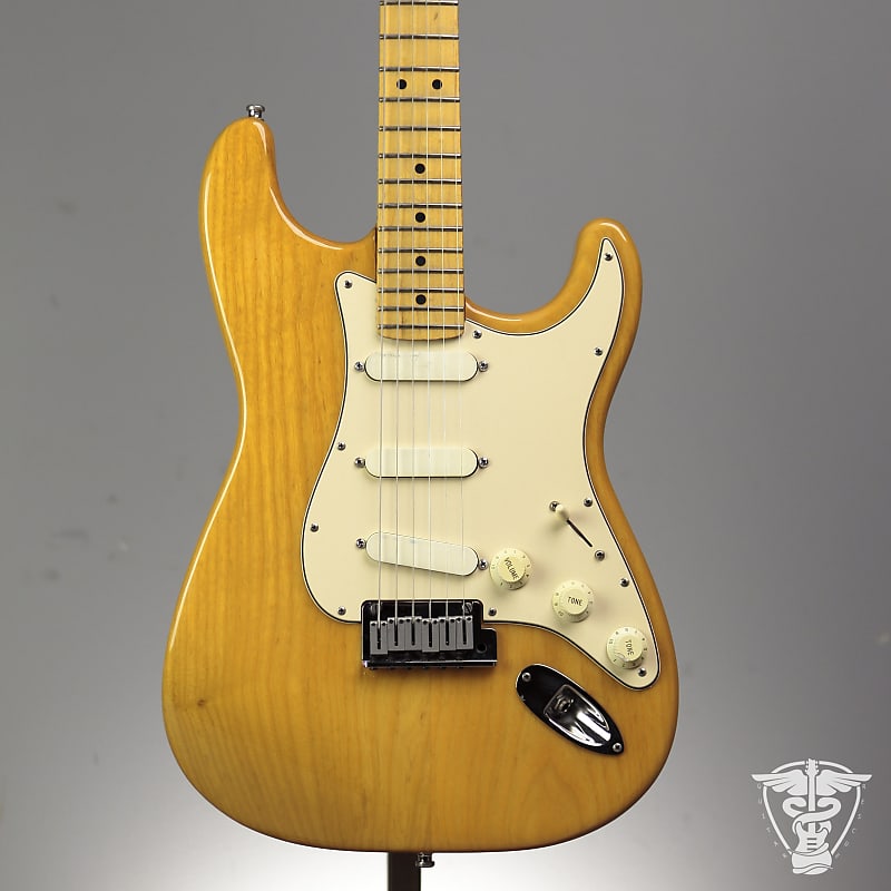 1989 Fender Strat Plus Deluxe - 9.89 LBS