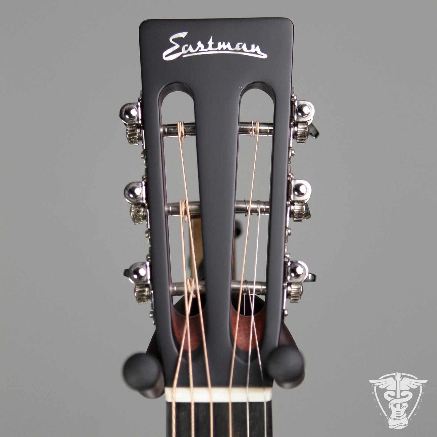 2025 Eastman E1P-DLX (Authorized Dealer) - 4.442 LBS