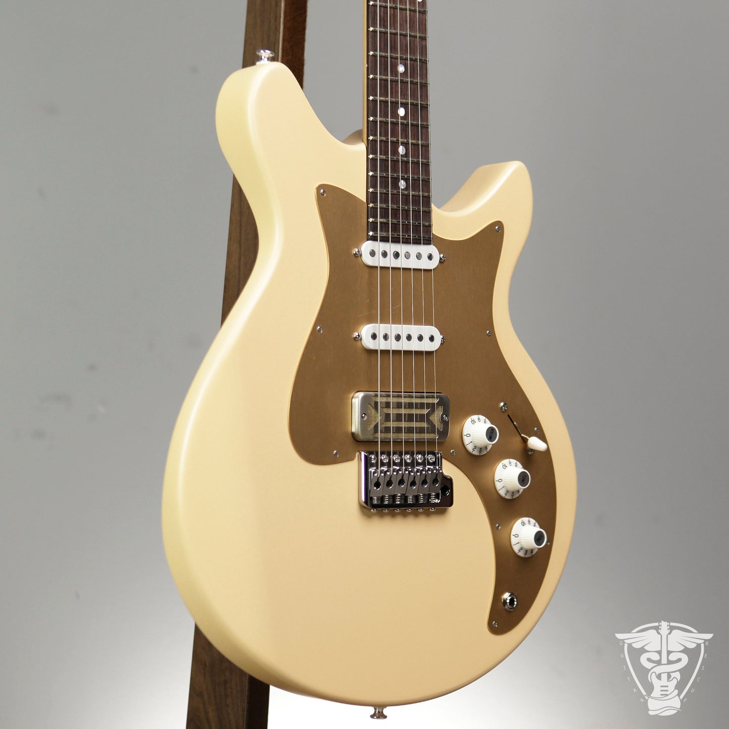 Eastman FullerTone DC'62 Desert Sand HSS - 7.36 LBS