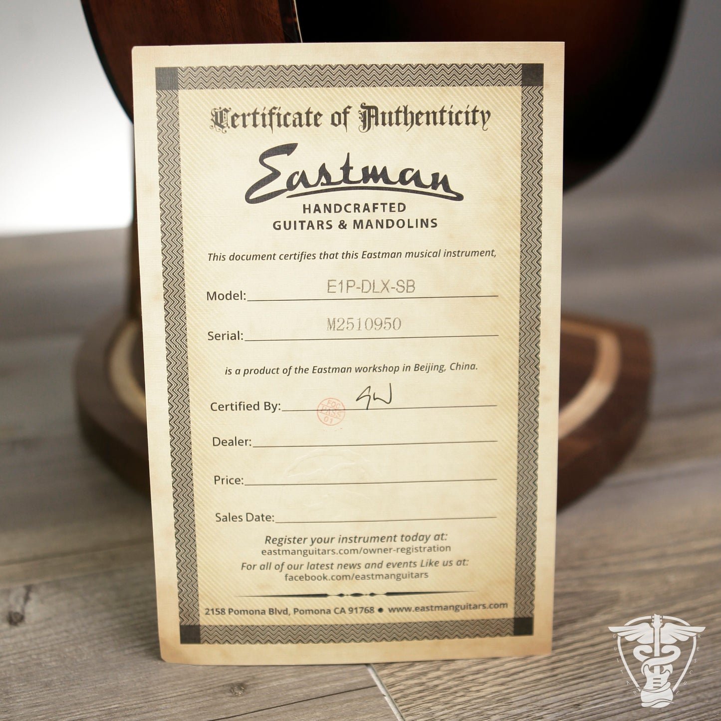 2025 Eastman E1P-DLX (Authorized Dealer) - 4.442 LBS