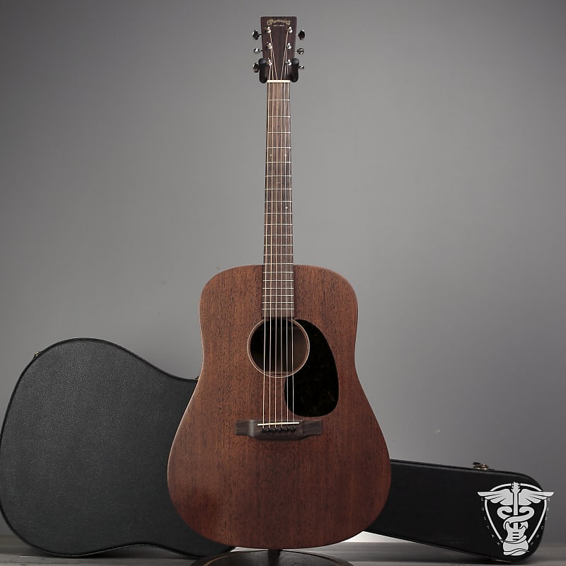 Martin D-15M - 3.86 LBS