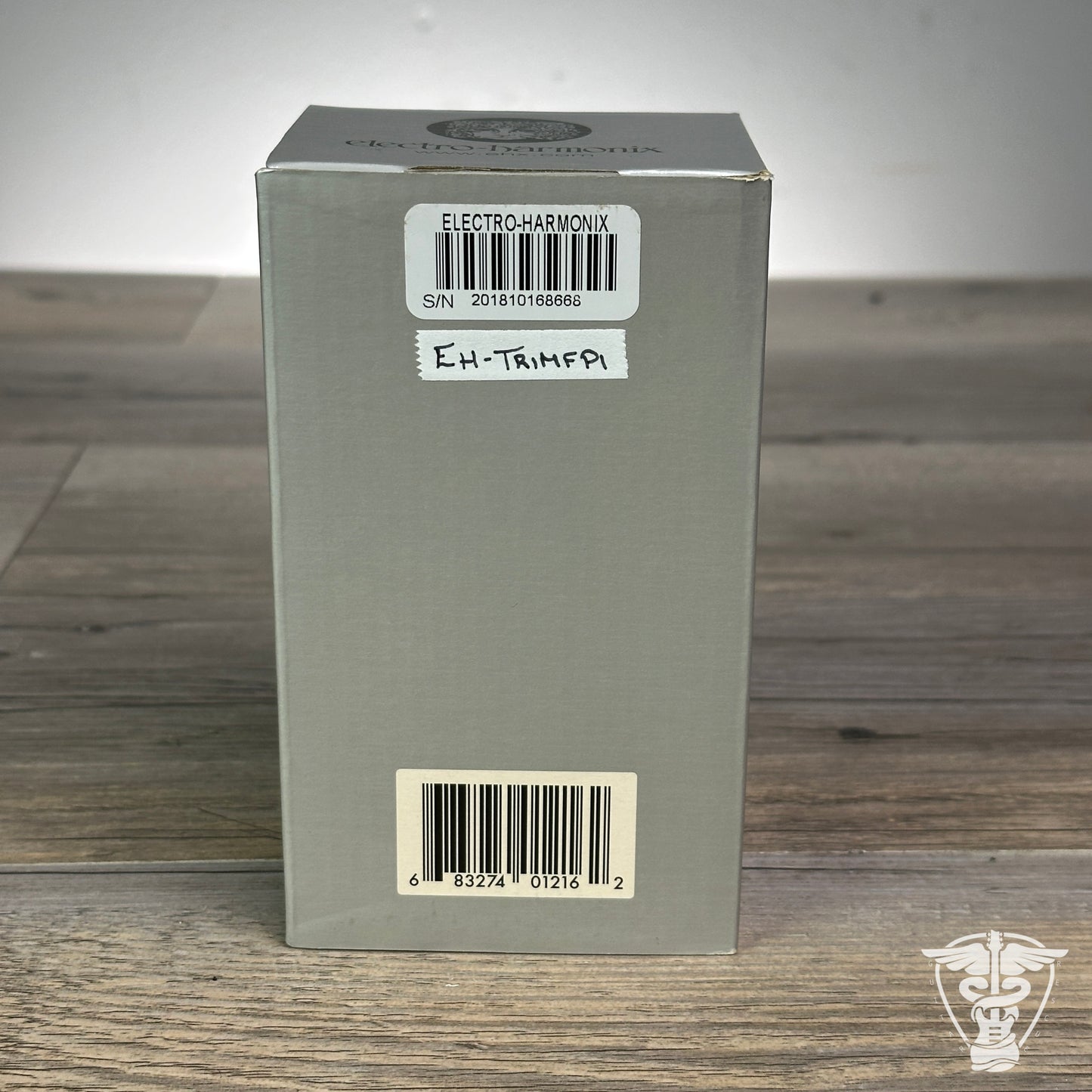 Electro-Harmonix Triangle Big Muff Pi (Authorized Dealer)