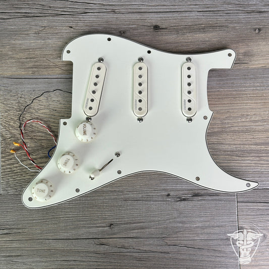 Fishman PRF-STR-BK3 Fluence Single Coil Pickups Loaded Pickguard