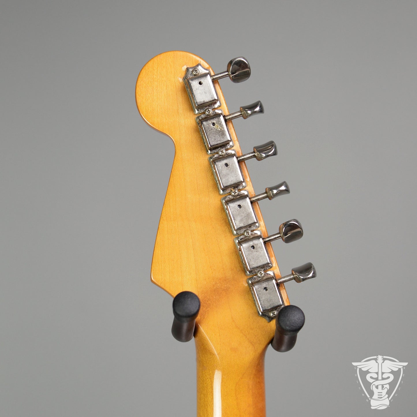 1988 Fender Vintage Series 62 Stratocaster - 7.99 LBS