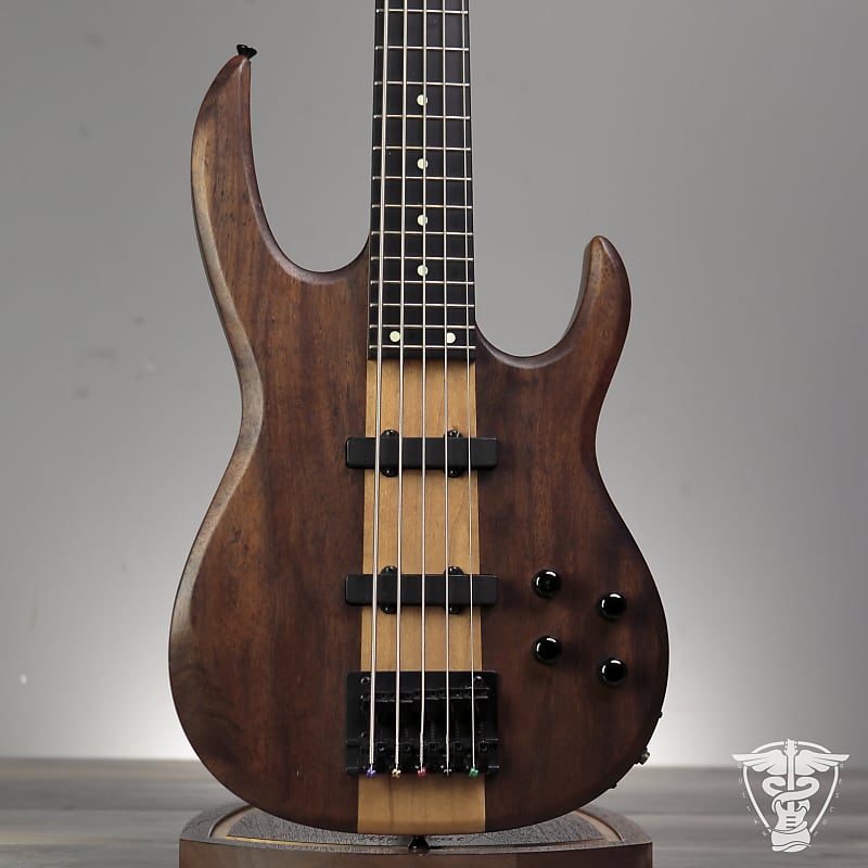 Carvin LB70 Bass - Read Description