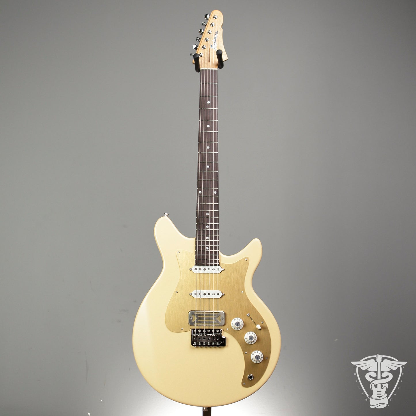 Eastman Fullertone DC'62 2025 (Authorized Dealer) - 7.69 LBS