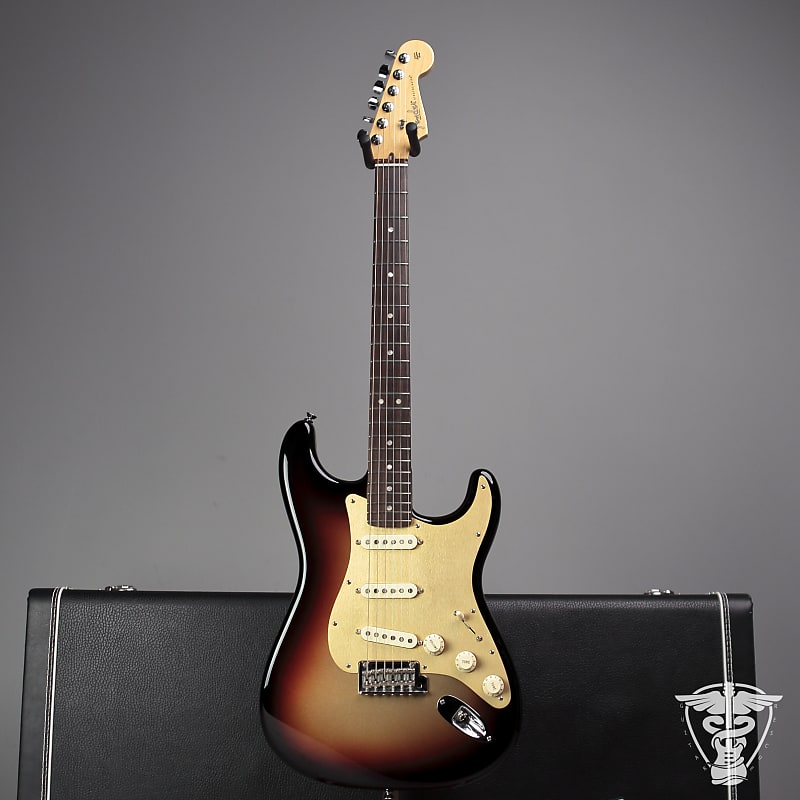 Fender FSR American Standard Stratocaster with Rosewood Fretboard 2013 - 8.14 LBS