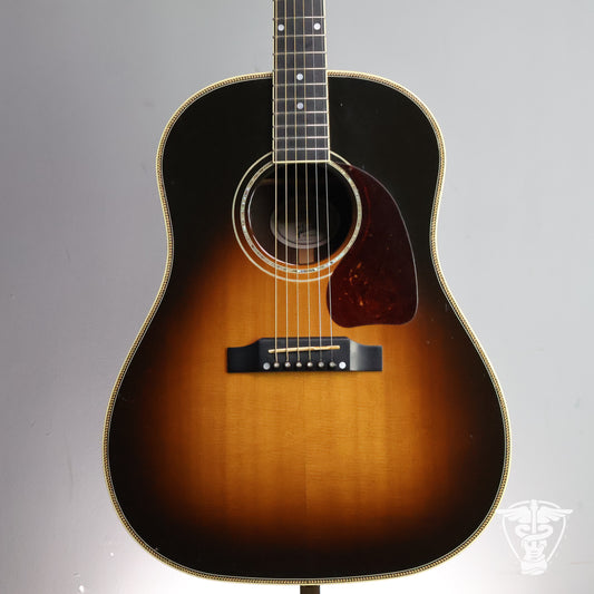 2011 Gibson J-45 Custom - 5.46 LBS