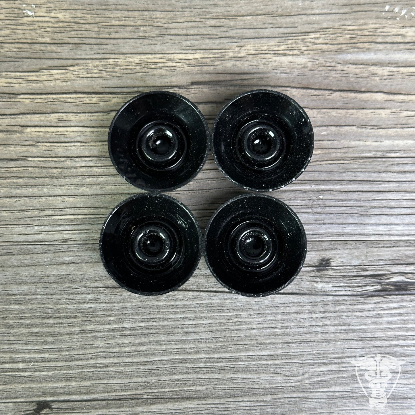 Gibson Style Top Hat Knob, Push On, Black, 4 Pack